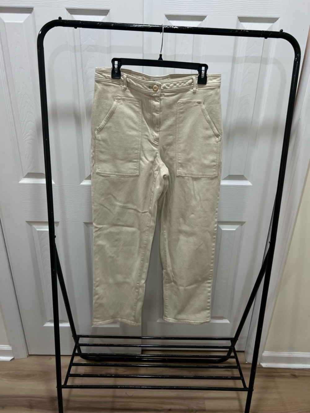 Wilfred Free Cream High-Rise Jeans